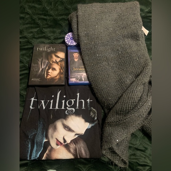 Twilight Night In with a Double Feature - Picture 11 of 11